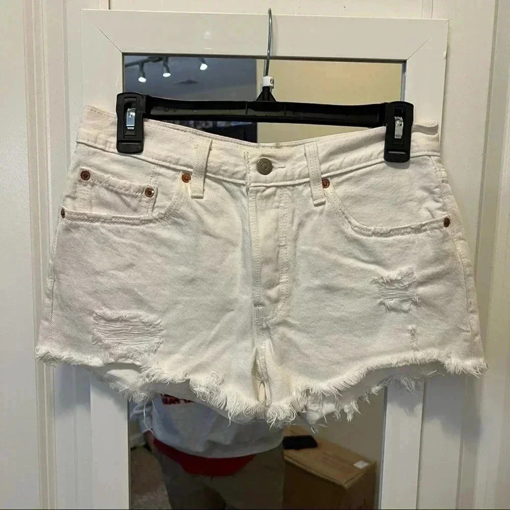 Levi's Cream Jean Shorts with Frayed Hem